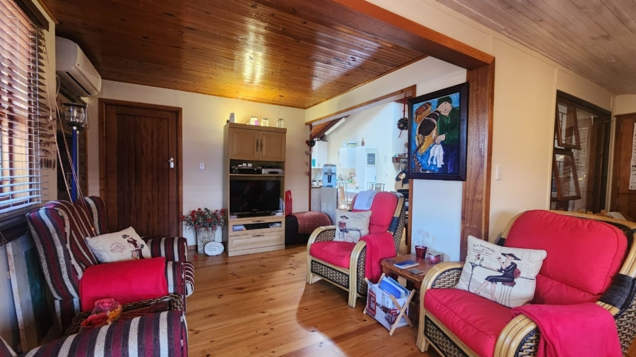 4 Bedroom Property for Sale in Keurboomstrand Western Cape